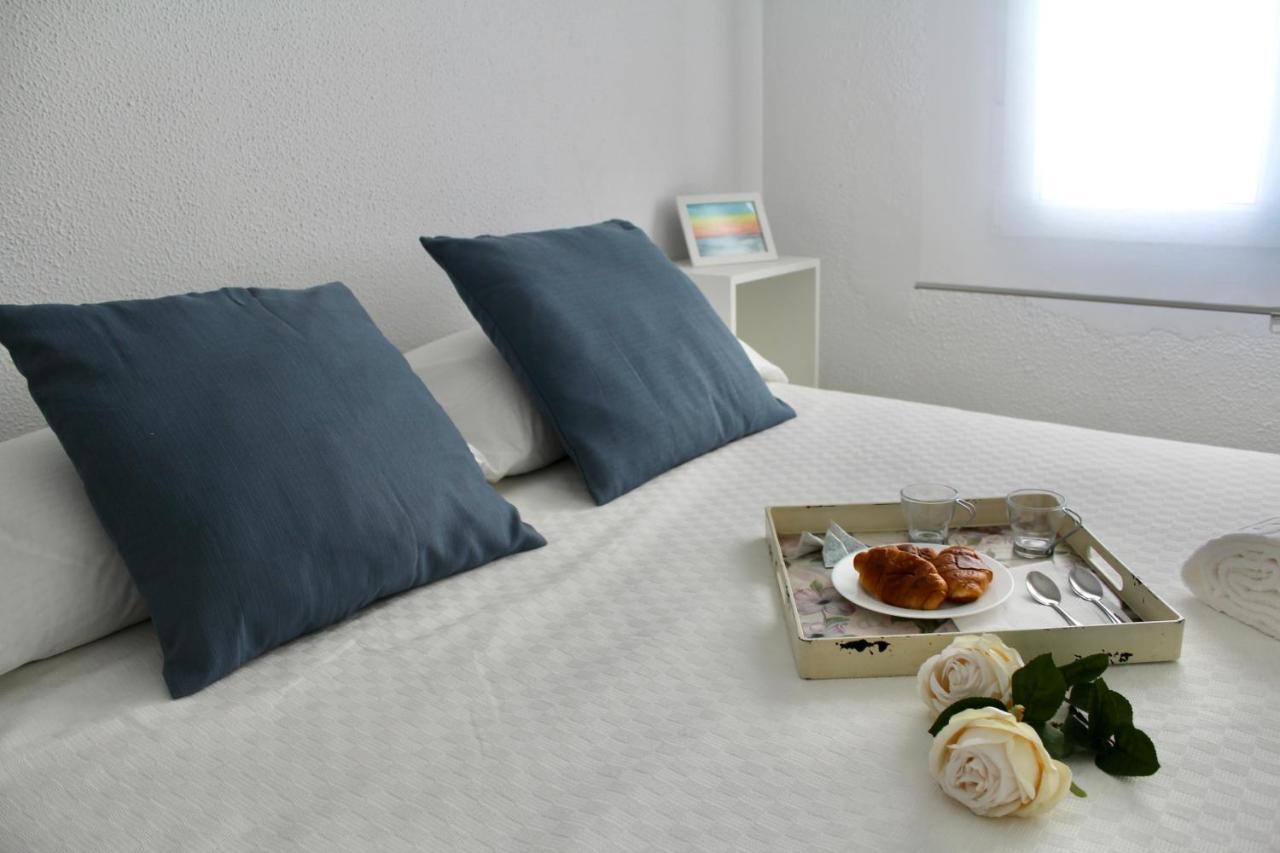 Wish Suite Campana De Sevilla Exterior photo
